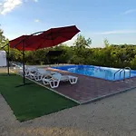 Vikendica Hangover * Gradacac